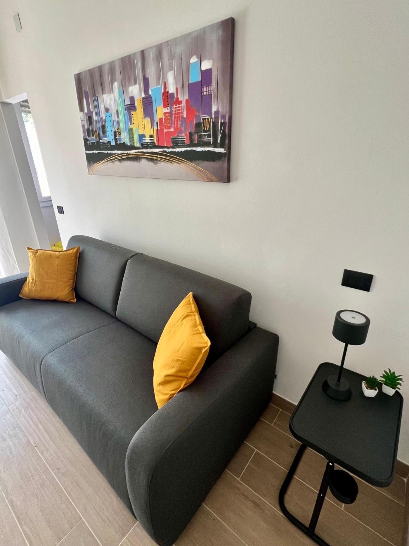Moderno Ed Elegante Loft Con Balcone Apartment Milan Bagian luar foto